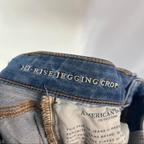 American Eagle AEO Medium Wash Hi-Rise Jegging Crop 0 - Picture 4 of 5